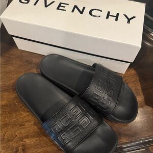 Authentic Givenchy Men’s Leather and Rubber Slides